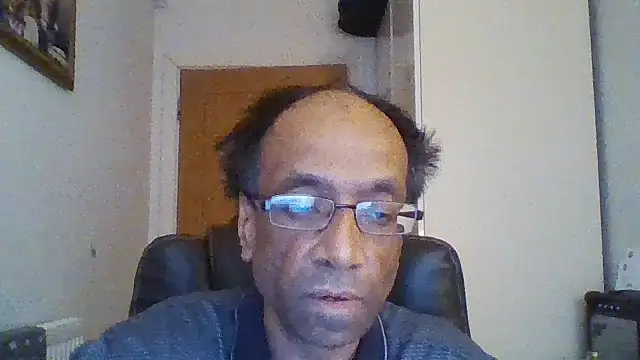 rauncher1 online show from November 30, 2025, 9:43 am