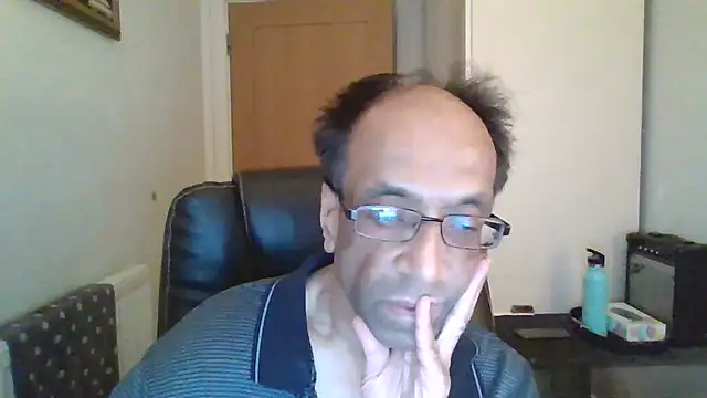 Snapshot of rauncher1 chatting on February 22, 2026, 11:50 pm rauncher1 online show from February 22, 2026, 11:50 pm