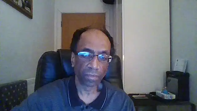 rauncher1 online show from December 19, 2025, 11:29 pm