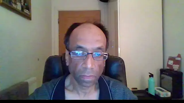 Snapshot of rauncher1 chatting on February 7, 2026, 12:51 am rauncher1 online show from February 7, 2026, 12:51 am