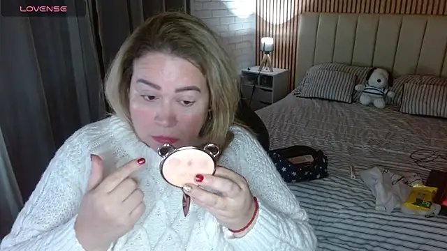 bella savati online show from January 14, 2026, 12:58 am