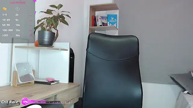 BriannaLorens online show from October 8, 2025, 4:29 pm