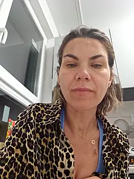 Snapshot of FeliciaKrige chatting on April 29, 2026, 11:33 pm FeliciaKrige online show from April 29, 2026, 11:33 pm