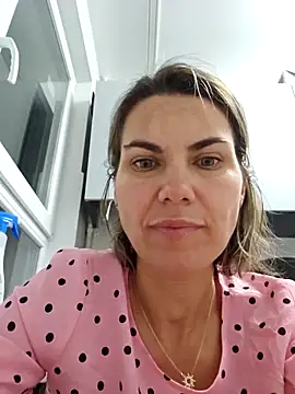 Snapshot of FeliciaKrige chatting on April 30, 2026, 6:26 pm FeliciaKrige online show from April 30, 2026, 6:26 pm