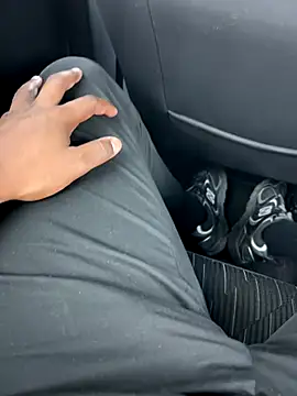 Snapshot of HairyChubbyStalion chatting on September 9, 2025, 8:02 am HairyChubbyStalion online show from September 9, 2025, 8:02 am