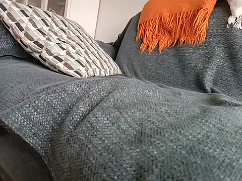 ryketwine17 online show from March 4, 2025, 9:18 am