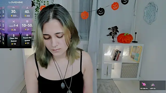 Alexa Lexi  online show from October 25, 2025, 11:09 am