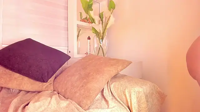 jessiigrey online show from September 11, 2025, 2:33 am