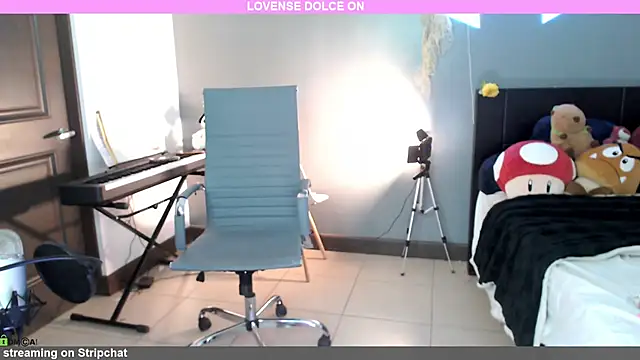 Snapshot of minarocket_ chatting on January 9, 2025, 4:28 pm minarocket online show from January 9, 2025, 4:28 pm