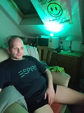 hardcap online show from November 2, 2025, 5:40 pm