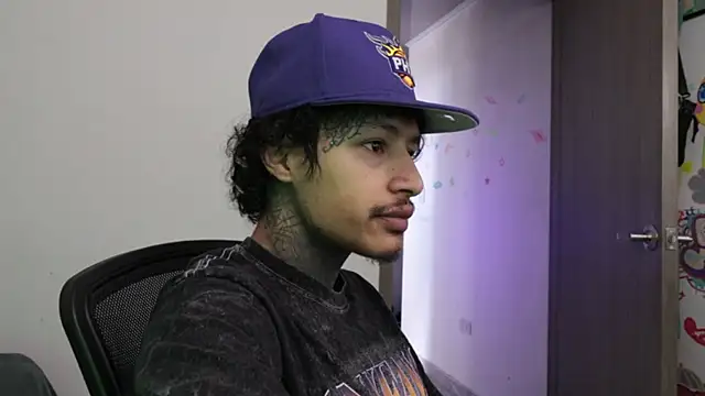 trieone online show from January 7, 2026, 3:28 pm