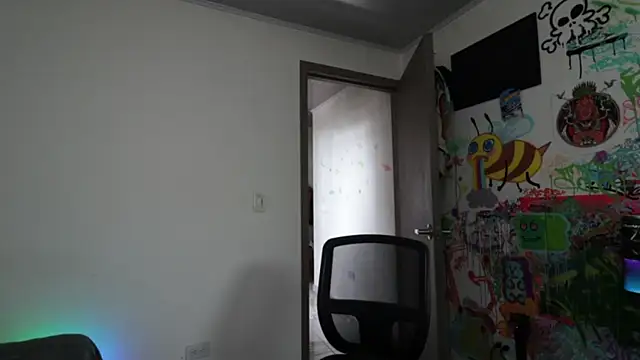 trieone online show from April 2, 2026, 2:13 pm