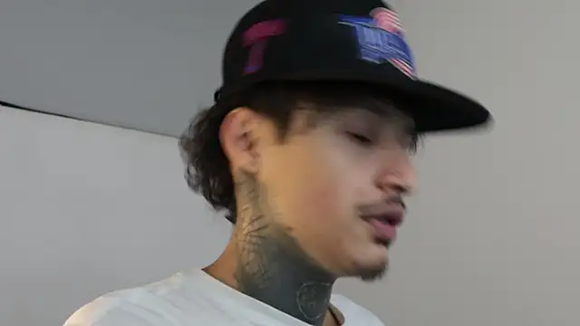 trieone online show from March 4, 2025, 4:27 am