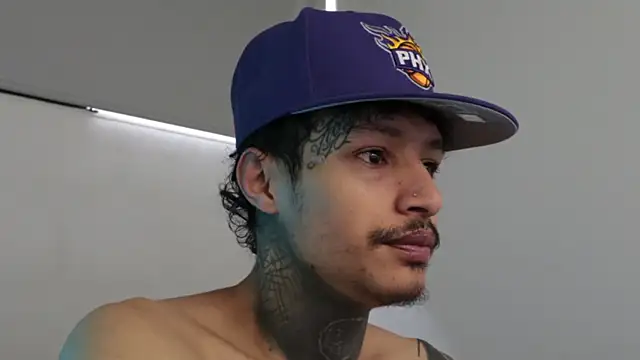 trieone online show from February 28, 2025, 5:26 pm