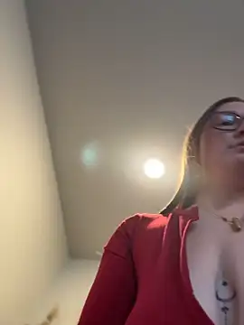 PussiesnCream  online show from December 15, 2025, 4:35 pm