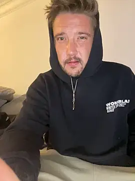 Snapshot of TwopartCuisine chatting on October 3, 2025, 2:37 am TwopartCuisine online show from October 3, 2025, 2:37 am