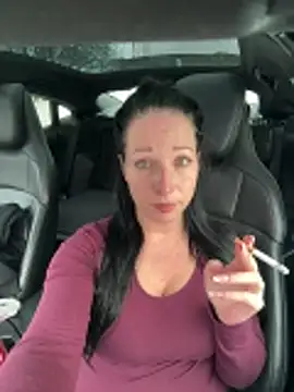 Snapshot of Viola_Beck chatting on February 17, 2026, 3:31 pm Viola Beck online show from February 17, 2026, 3:31 pm