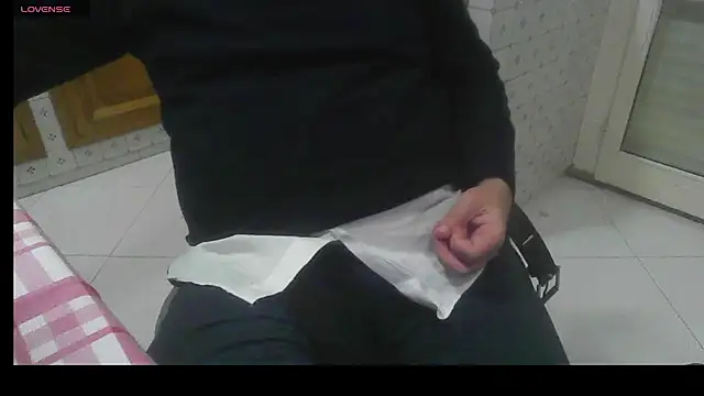 polloiw online show from March 6, 2026, 5:30 pm