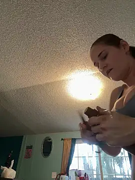 lolabunny9 online show from February 15, 2026, 3:44 pm