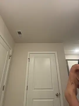 lolabunny9 online show from October 24, 2025, 5:34 pm