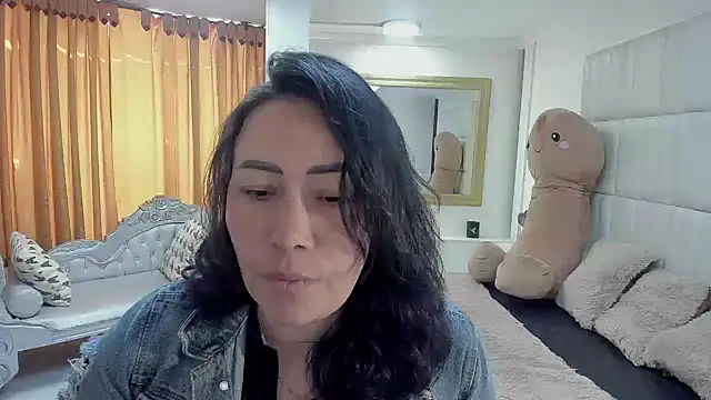 gaby trent online show from February 10, 2026, 2:49 pm