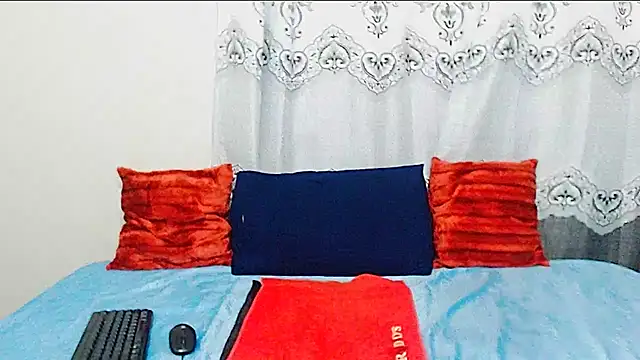 NikkyJigglesX online show from December 21, 2025, 12:07 pm