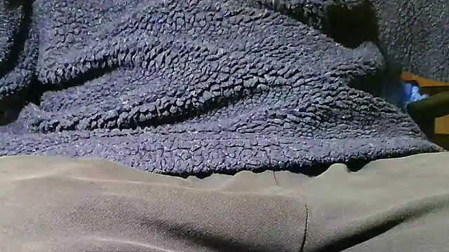 kalinixta online show from April 22, 2026, 7:53 pm