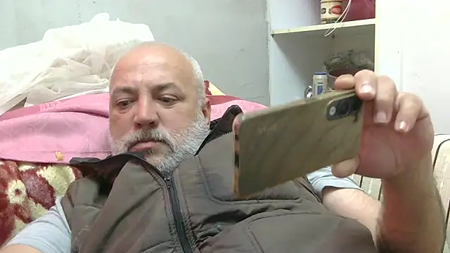 husoizmir online show from May 18, 2026, 3:39 pm