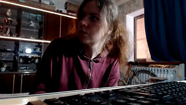 pa1e pr1ncess online show from April 20, 2026, 7:55 am