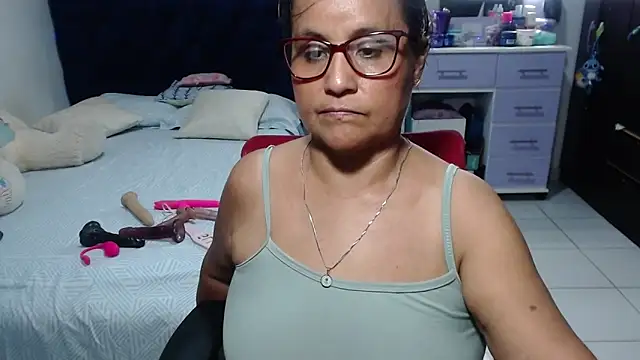 Snapshot of pervert_mommy_ chatting on May 11, 2026, 2:45 pm pervert mommy online show from May 11, 2026, 2:45 pm