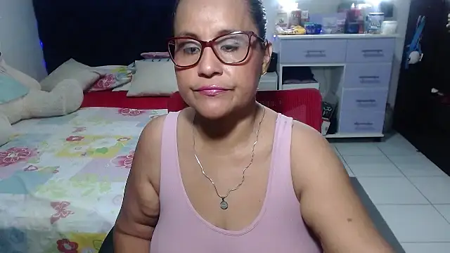 Snapshot of pervert_mommy_ chatting on April 21, 2026, 9:49 am pervert mommy online show from April 21, 2026, 9:49 am