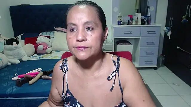 pervert mommy  online show from December 1, 2025, 10:49 am