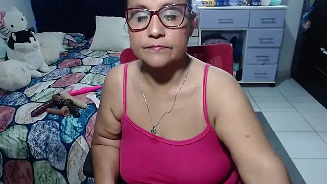 Snapshot of pervert_mommy_ chatting on May 6, 2026, 10:08 am pervert mommy online show from May 6, 2026, 10:08 am