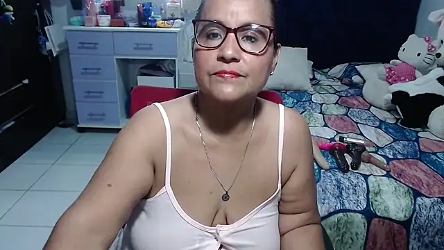 Snapshot of pervert_mommy_ chatting on June 1, 2026, 9:42 am pervert mommy online show from June 1, 2026, 9:42 am