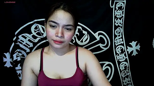 Snapshot of _preciousmoira_ chatting on June 10, 2026, 12:34 am preciousmoira online show from June 10, 2026, 12:34 am