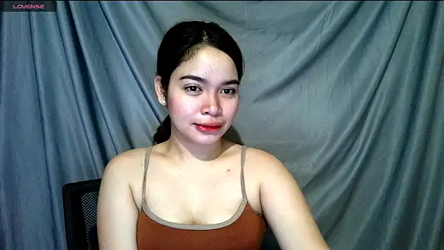 Snapshot of _preciousmoira_ chatting on August 1, 2026, 2:31 am preciousmoira online show from August 1, 2026, 2:31 am