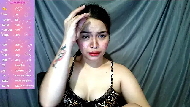 Snapshot of _preciousmoira_ chatting on July 21, 2026, 1:30 am preciousmoira online show from July 21, 2026, 1:30 am