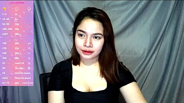 Snapshot of _preciousmoira_ chatting on July 27, 2026, 1:45 am preciousmoira online show from July 27, 2026, 1:45 am