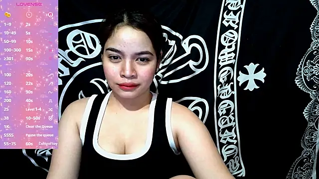 Snapshot of _preciousmoira_ chatting on July 13, 2026, 12:10 am preciousmoira online show from July 13, 2026, 12:10 am