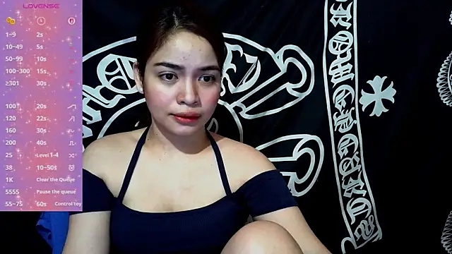 Snapshot of _preciousmoira_ chatting on June 19, 2026, 1:00 am preciousmoira online show from June 19, 2026, 1:00 am