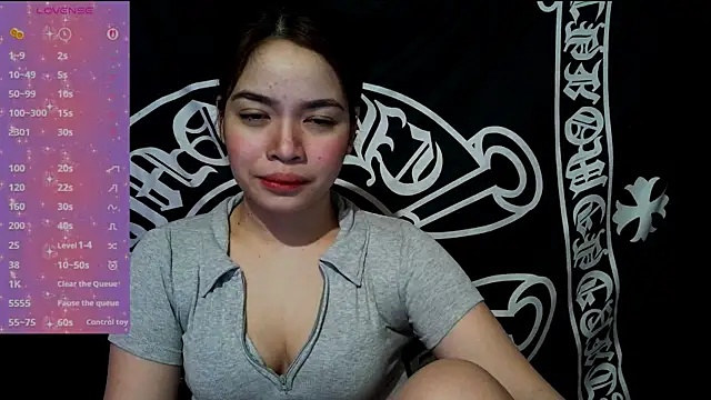 Snapshot of _preciousmoira_ chatting on June 11, 2026, 1:05 am preciousmoira online show from June 11, 2026, 1:05 am