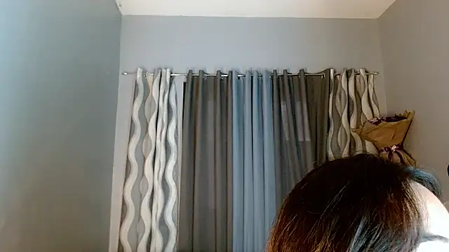 SweetLilly 18 online show from July 26, 2026, 1:34 am
