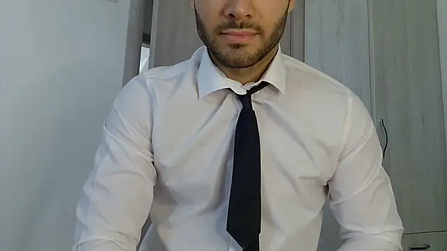 Justynn1 online show from May 30, 2026, 4:52 am