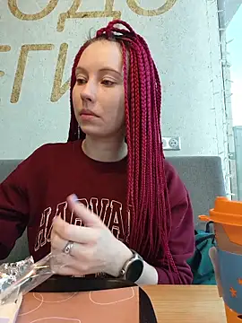 Snapshot of Frost_foxy chatting on February 6, 2026, 2:51 am Frost foxy online show from February 6, 2026, 2:51 am