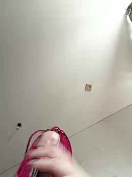 Snapshot of Frost_foxy chatting on February 25, 2026, 4:45 am Frost foxy online show from February 25, 2026, 4:45 am