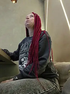 Snapshot of Frost_foxy chatting on February 5, 2026, 3:13 am Frost foxy online show from February 5, 2026, 3:13 am