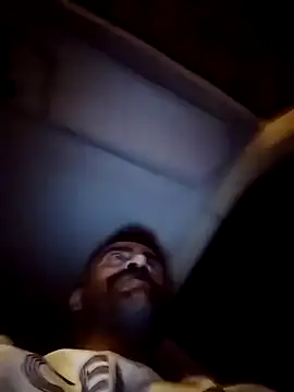 Snapshot of aminem912 chatting on September 9, 2025, 4:49 pm aminem912 online show from September 9, 2025, 4:49 pm