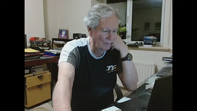 alan inlondon online show from February 15, 2026, 10:52 pm