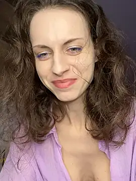 MissAnuta online show from June 30, 2026, 9:04 pm