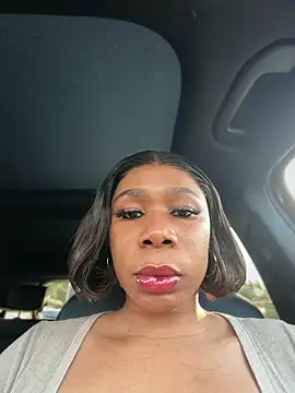 Belle    online show from April 23, 2026, 11:06 pm